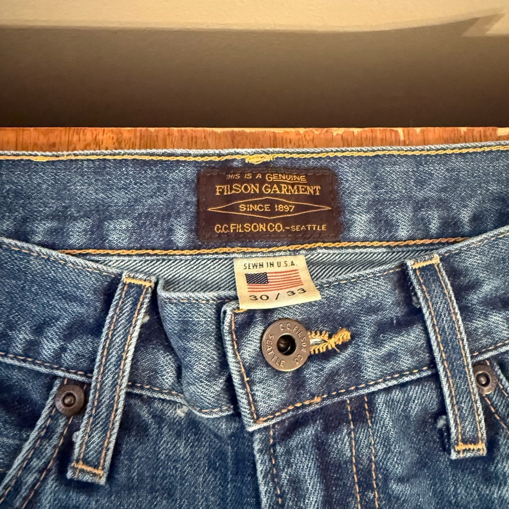 Filson Railsplitter Jeans - Picture 2 of 3